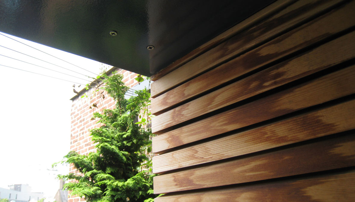terrace wood slat and steel corner detail 